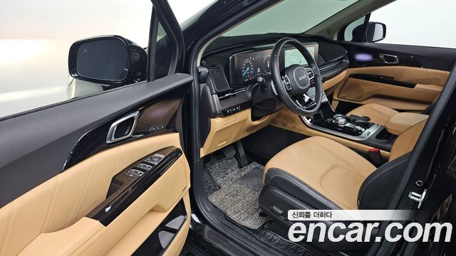 Kia Canival 2023 — photo 13