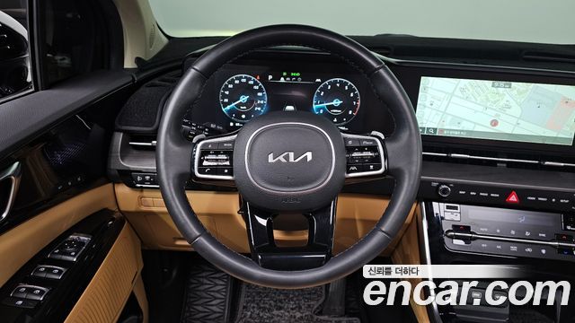 Kia Canival 2023 — photo 18