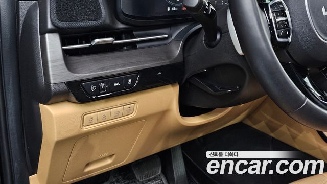 Kia Canival 2023 — photo 21