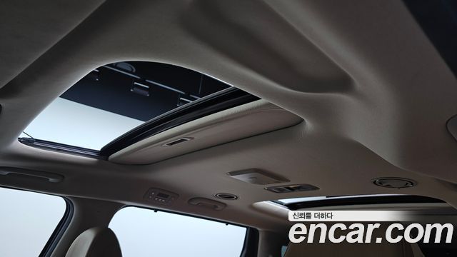 Kia Canival 2023 — photo 24