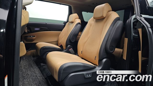 Kia Canival 2023 — photo 27