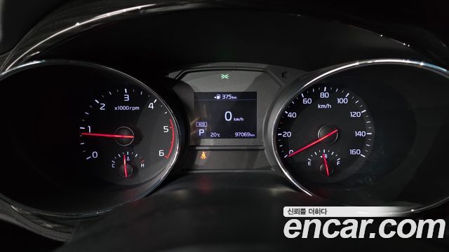 Kia Canival 2019 — photo 11