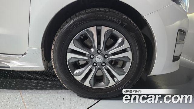 Kia Canival 2019 — photo 7