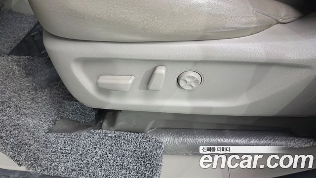 Kia Canival 2019 — photo 31