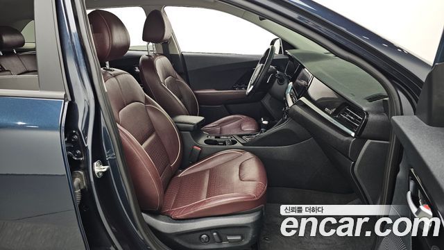 Kia Niro 2022 — photo 17