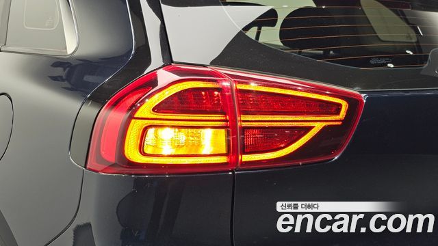 Kia Niro 2022 — photo 9