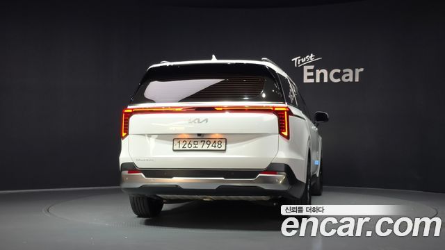 Kia Canival 2025 — photo 4