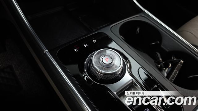 Kia Canival 2025 — photo 9