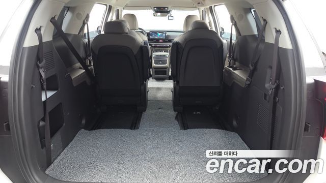 Kia Canival 2025 — photo 20