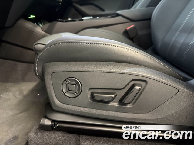 Audi Q6 e-tron 2026 — photo 13