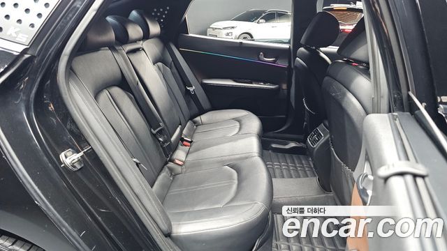 Kia K5 2016 — photo 17