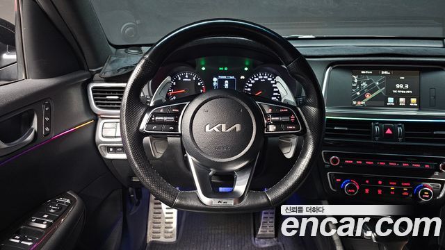 Kia K5 2016 — photo 18