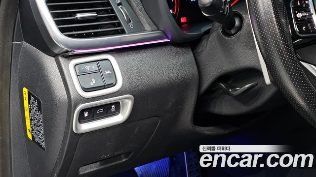 Kia K5 2016 — photo 22