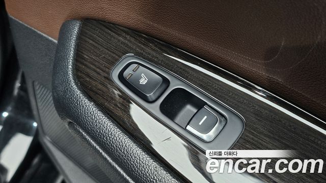 Kia K5 2016 — photo 23