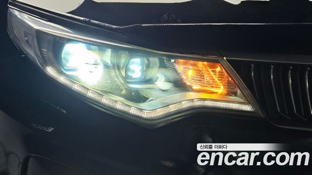 Kia K5 2016 — photo 8