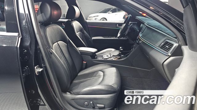 Kia K5 2016 — photo 16