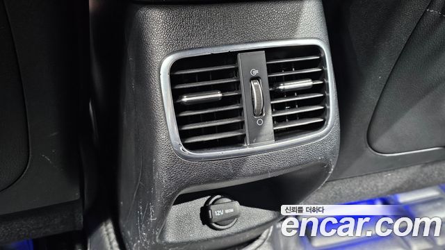 Kia K5 2016 — photo 29