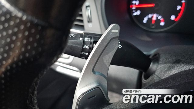 Kia K5 2016 — photo 30