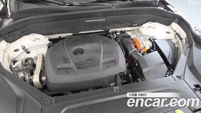 Volvo XC90 2023 — photo 6
