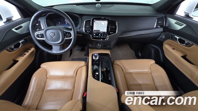 Volvo XC90 2023 — photo 7