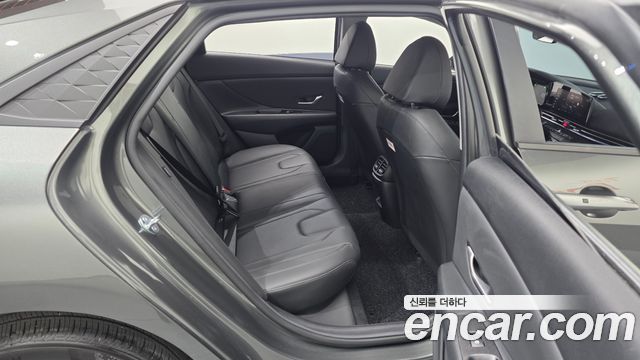 Hyundai AVANTE 2026 — photo 18