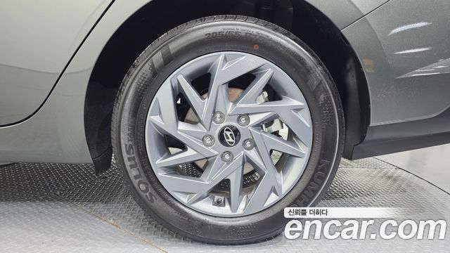 Hyundai AVANTE 2026 — photo 7
