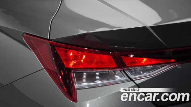 Hyundai AVANTE 2026 — photo 9
