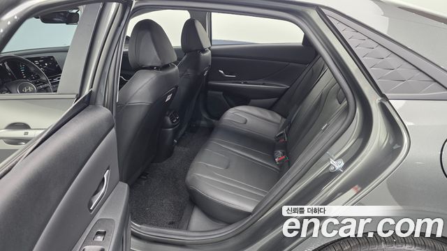Hyundai AVANTE 2026 — photo 16