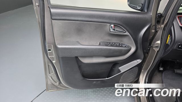 Kia RAY 2015 — photo 14