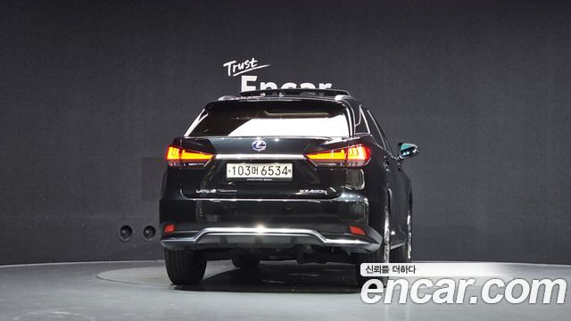 Lexus RX 2022 — photo 4