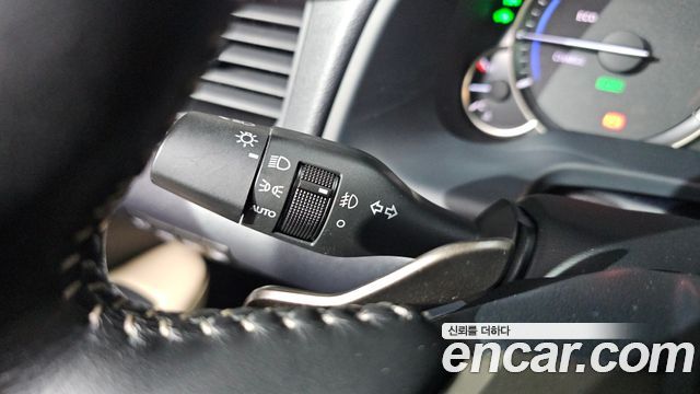 Lexus RX 2022 — photo 33