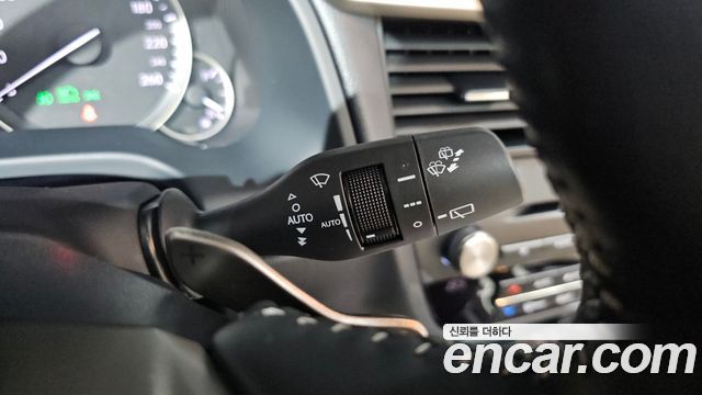 Lexus RX 2022 — photo 35