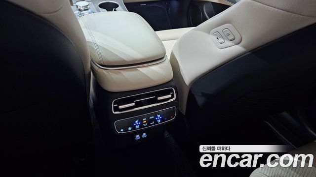 Genesis GV70 2025 — photo 25