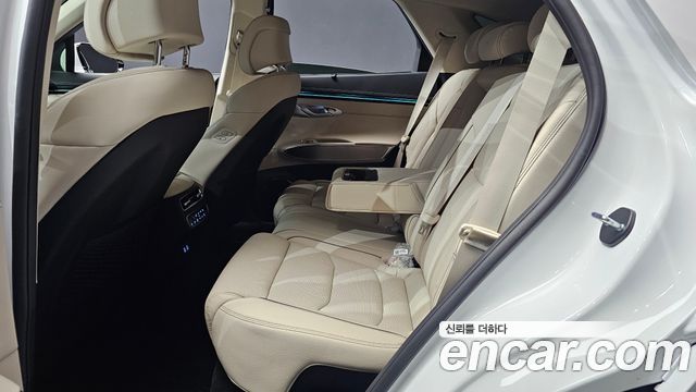 Genesis GV70 2025 — photo 16