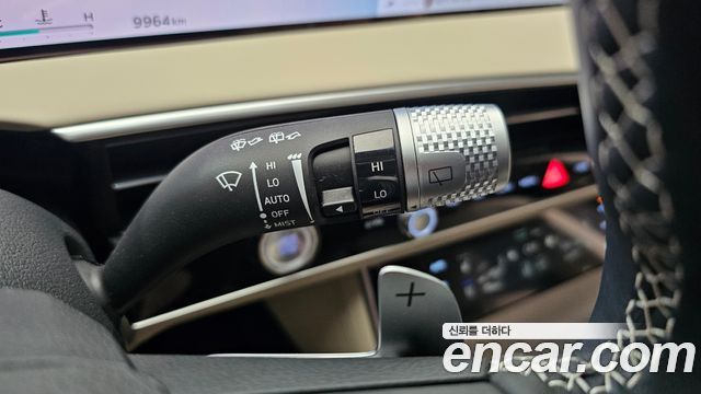 Genesis GV70 2025 — photo 30