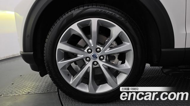 Ford Explorer 2021 — photo 5