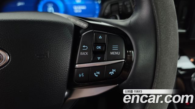 Ford Explorer 2021 — photo 23