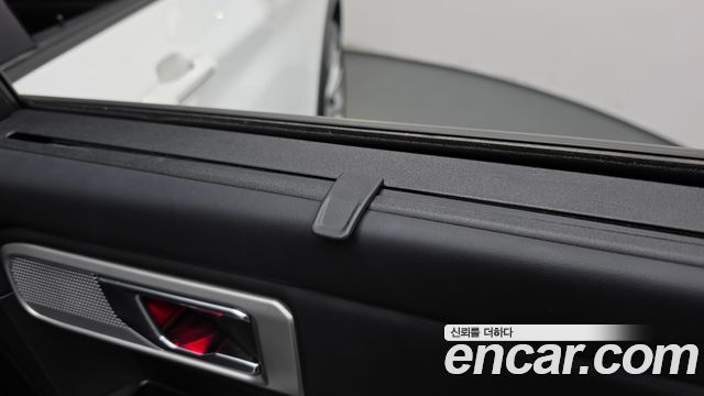 Ford Explorer 2021 — photo 27