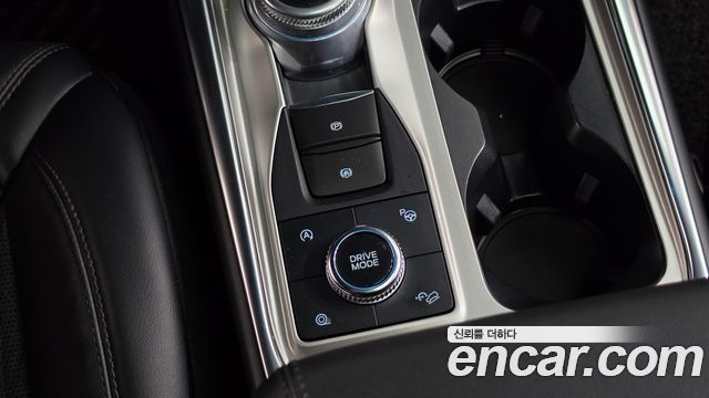 Ford Explorer 2021 — photo 28