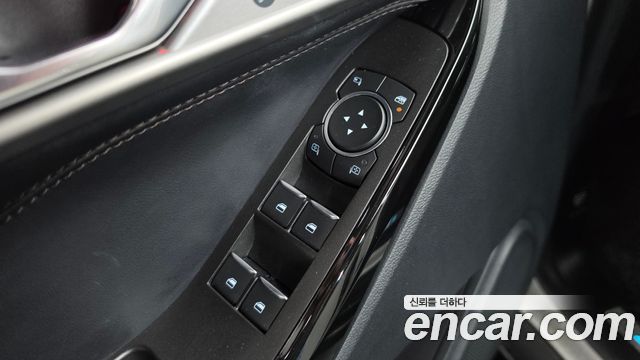 Ford Explorer 2021 — photo 37