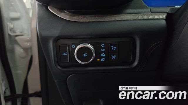 Ford Explorer 2021 — photo 40