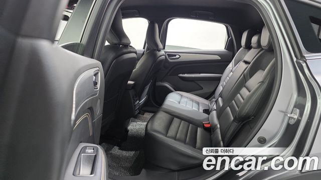 Renault Korea Arkana 2025 — photo 18