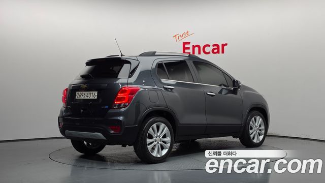 Chevrolet Korea Trax 2017 — photo 2