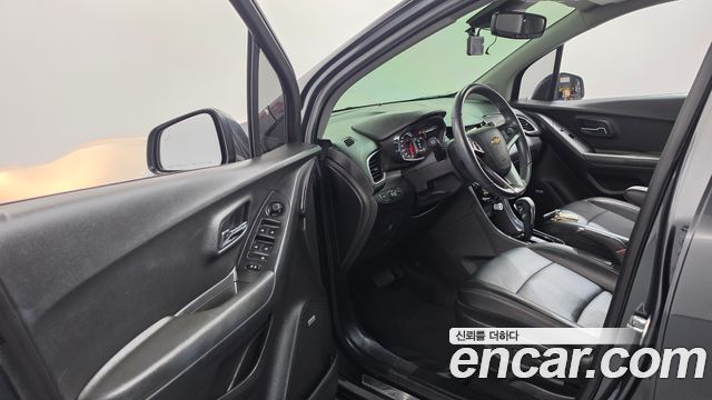Chevrolet Korea Trax 2017 — photo 13