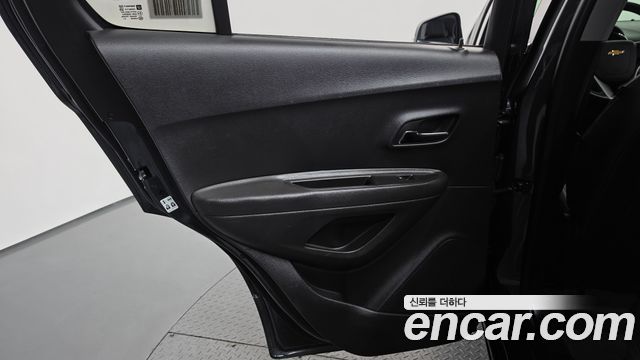 Chevrolet Korea Trax 2017 — photo 15