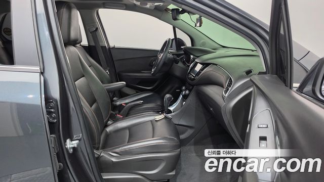 Chevrolet Korea Trax 2017 — photo 16