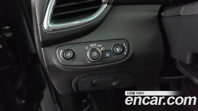 Chevrolet Korea Trax 2017 — photo 27