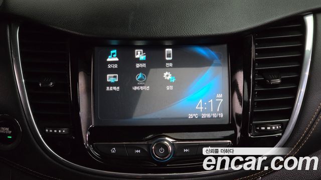 Chevrolet Korea Trax 2017 — photo 34