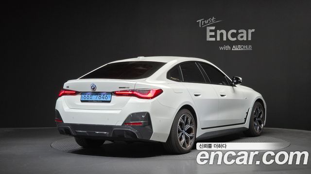 BMW i4 2024 — photo 2