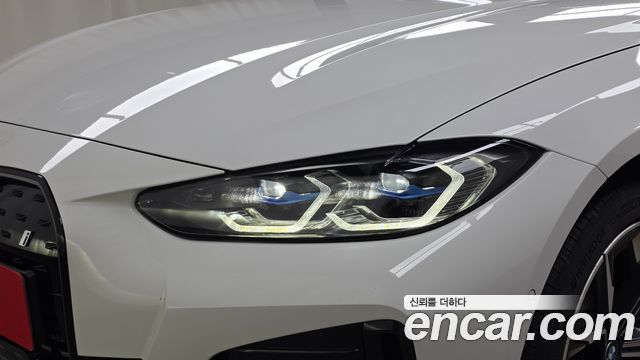 BMW i4 2024 — photo 8